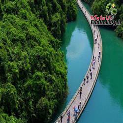 پل معلق روی آب در چین