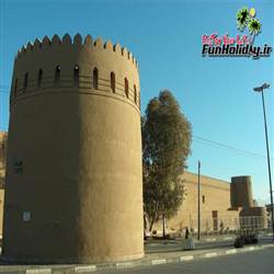 برج و باروی شهر قدیم یزد